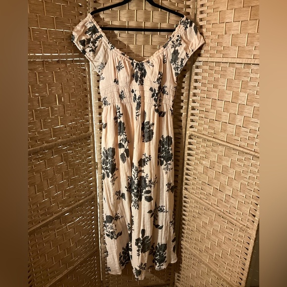 Free People Dresses & Skirts - Free People Forget Me Not Floral Dress